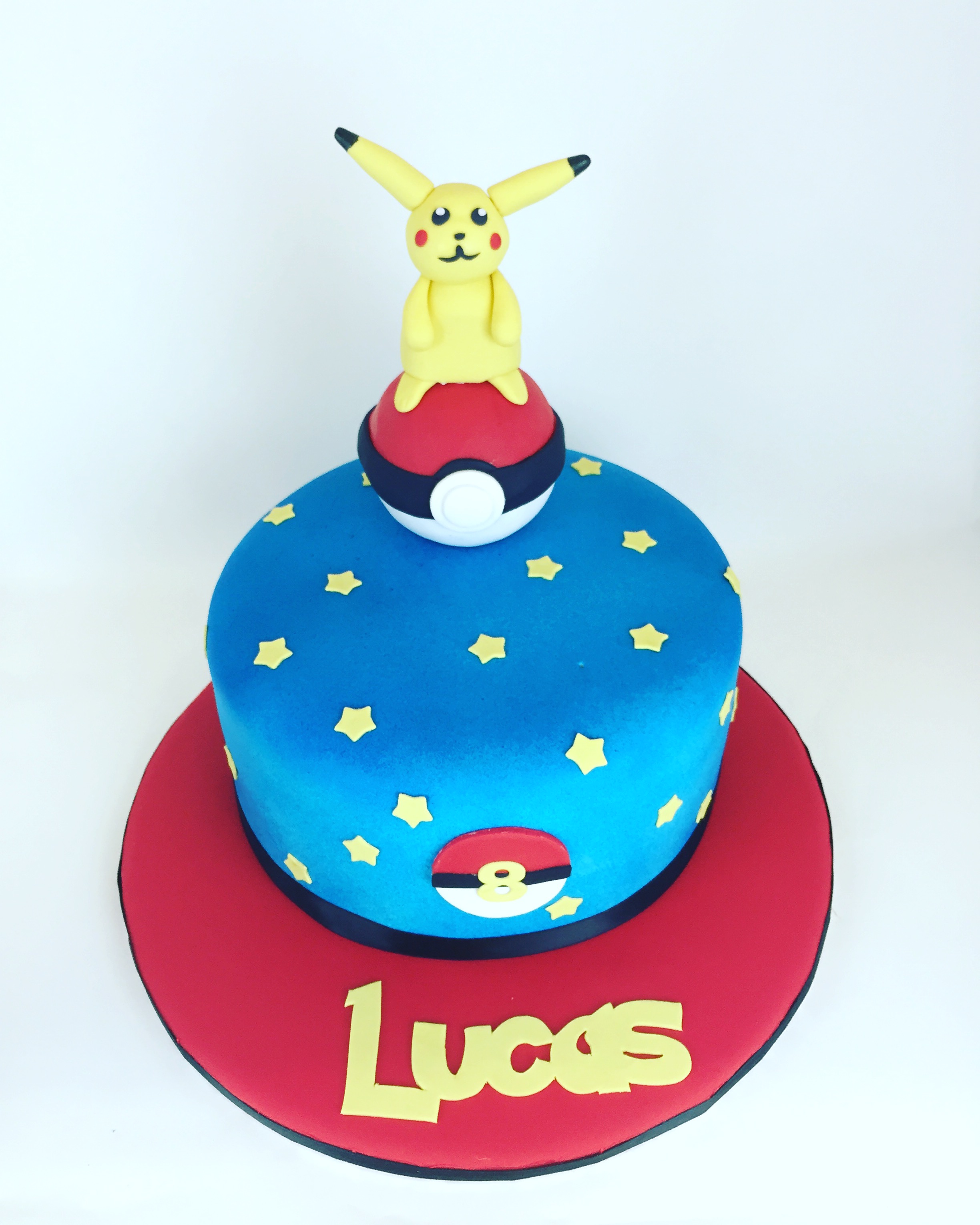 Pokemon Design Cake
