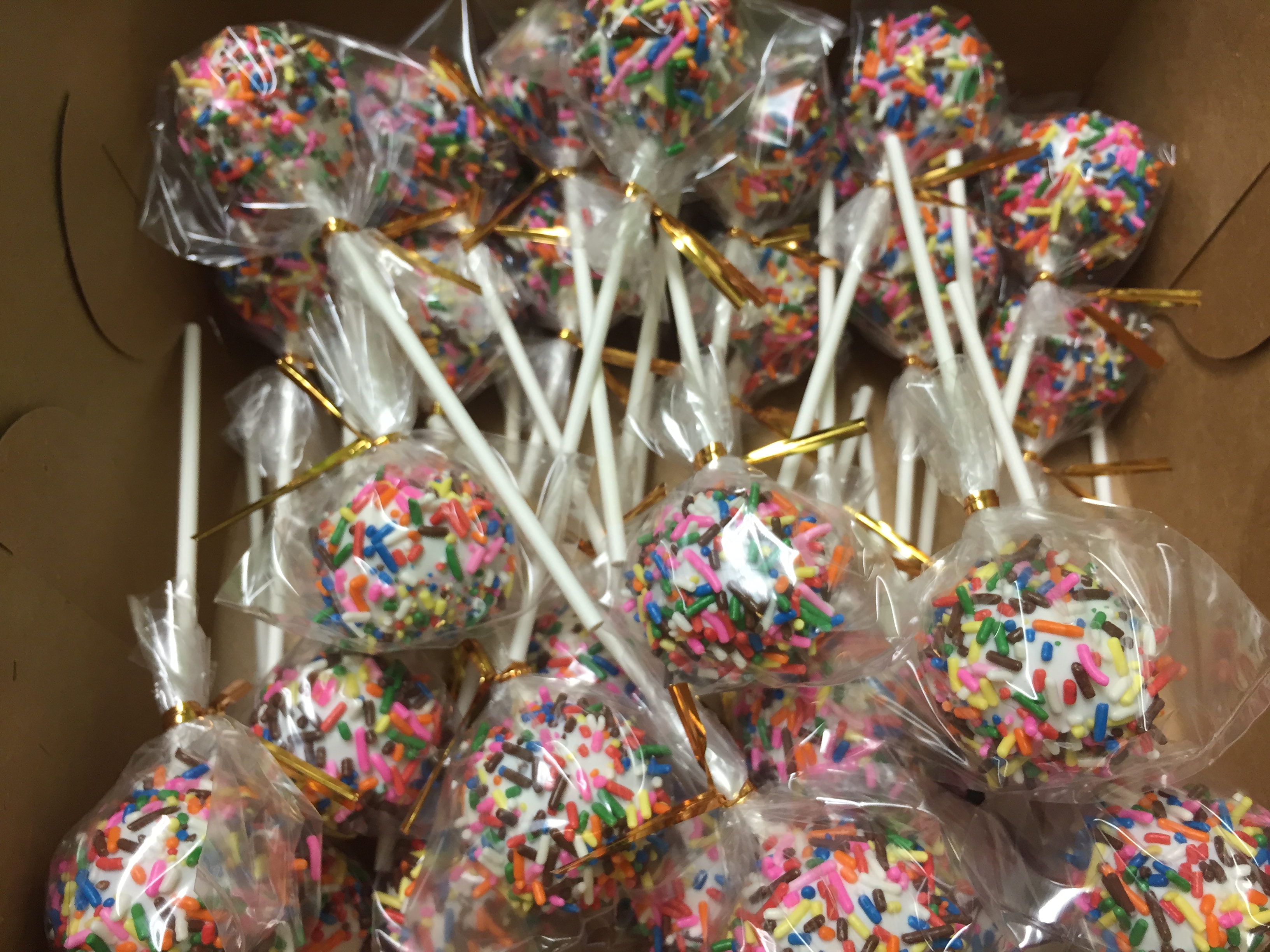 Birthday Cake Pops — Rach Makes Cakes